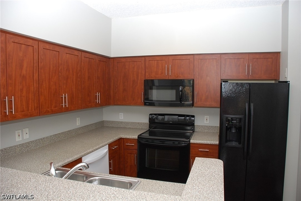1130 Reserve Way - Photo 4