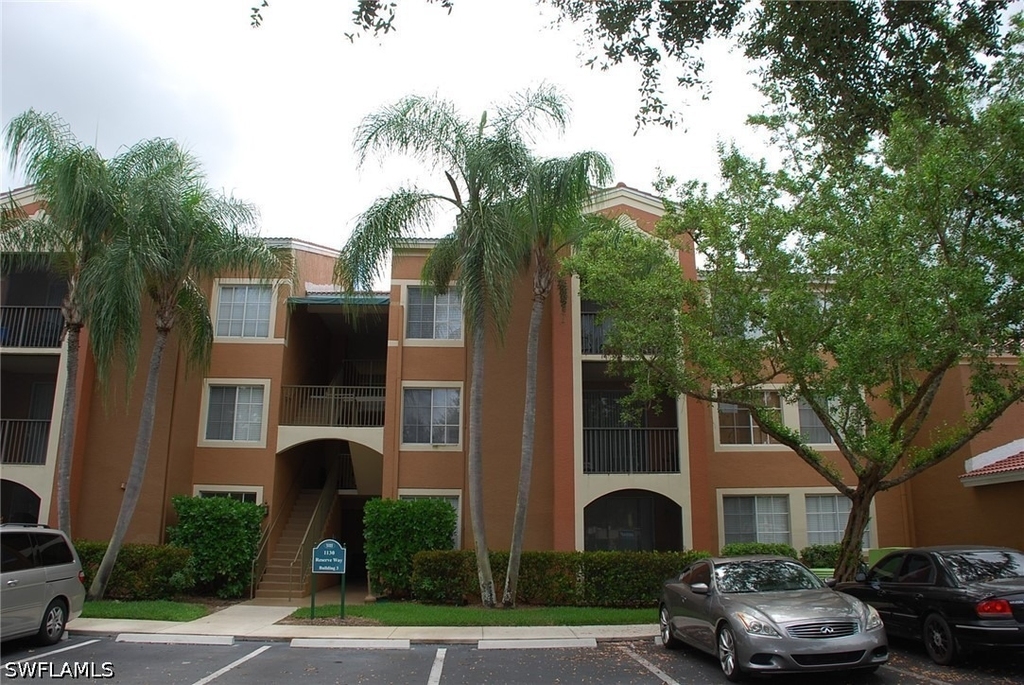 1130 Reserve Way - Photo 0