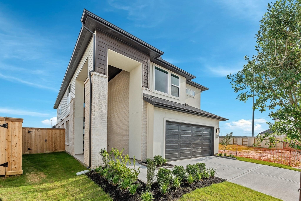 22135 Rangemore Drive - Photo 2