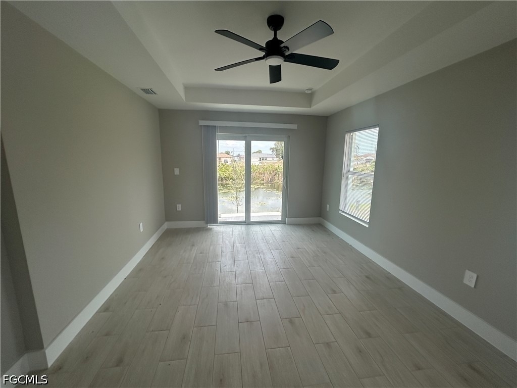2524 Ne 1st Place - Photo 2