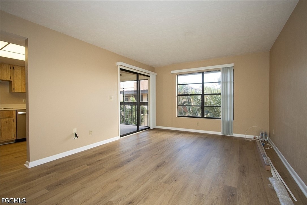 6142 Whiskey Creek Drive - Photo 7