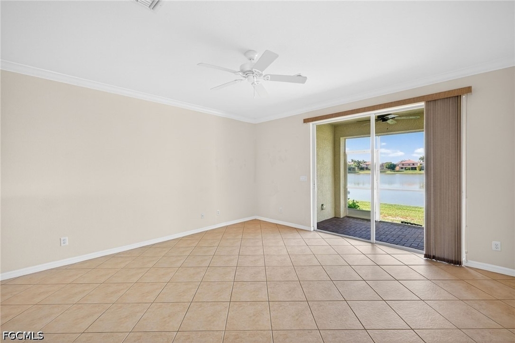 8369 Sumner Avenue - Photo 2