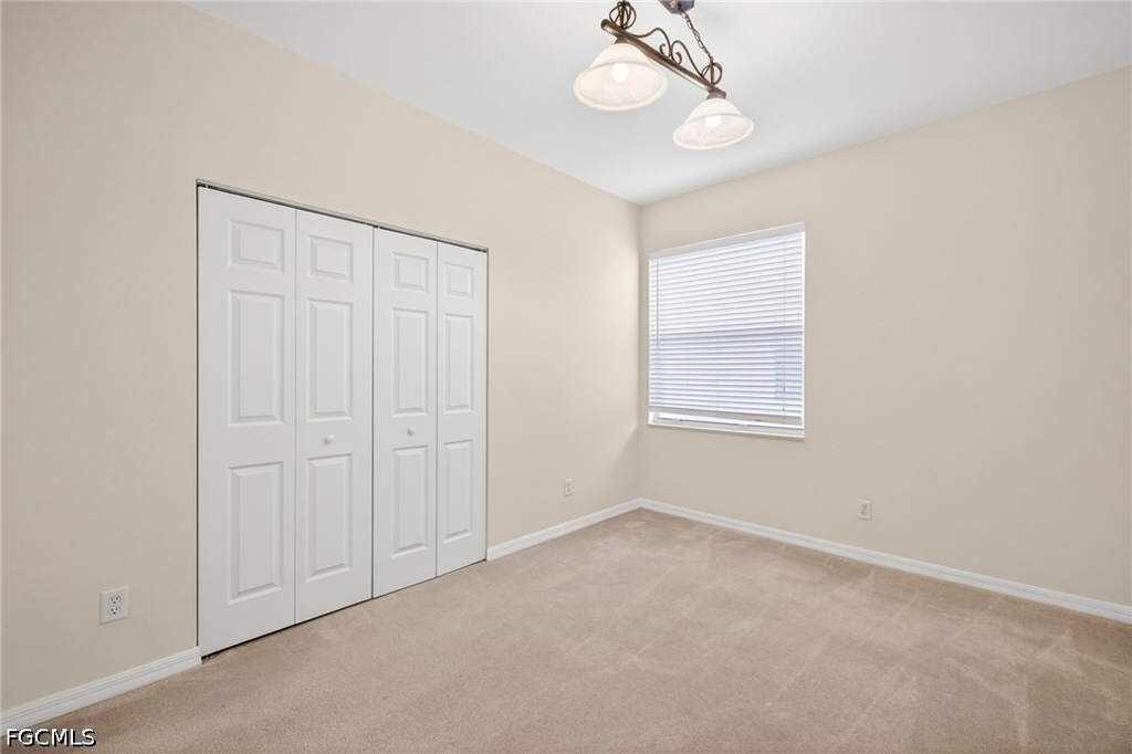 8369 Sumner Avenue - Photo 19