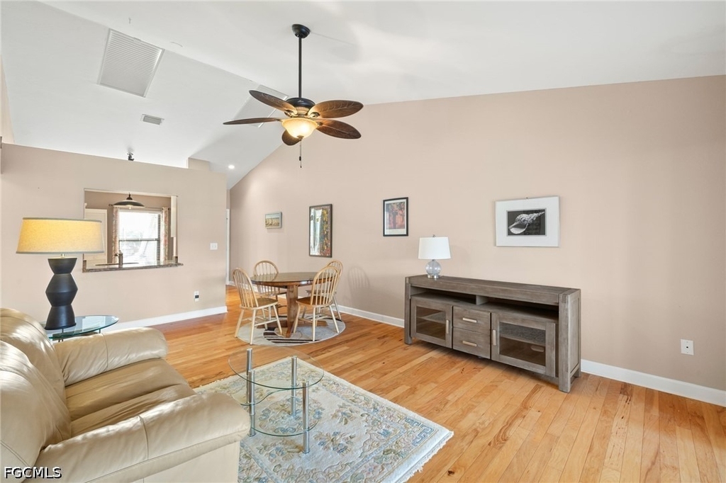 4616 Se 5th Place - Photo 1