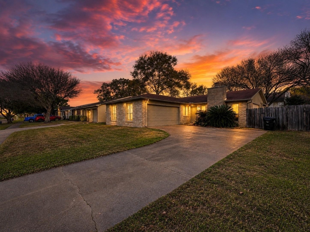 22810 Leedstown Lane - Photo 1
