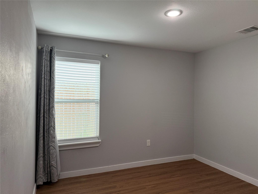 6610 Haight Street - Photo 4