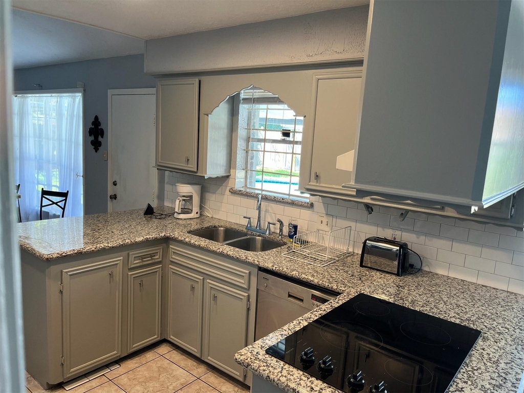 222 Wickhamford Way - Photo 23