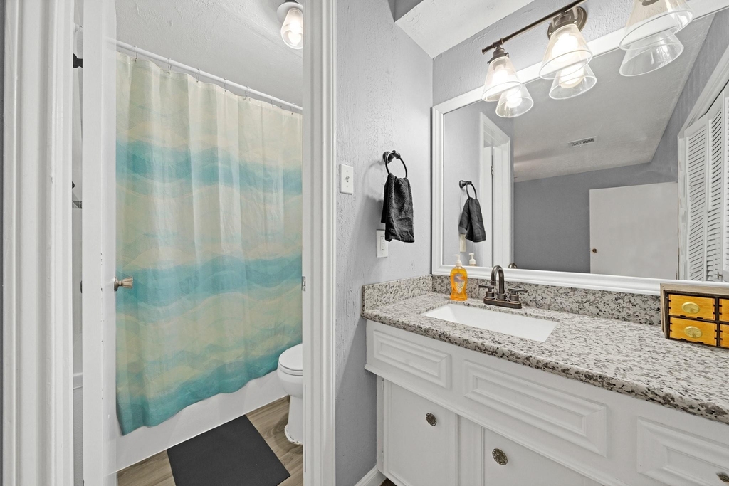 222 Wickhamford Way - Photo 4
