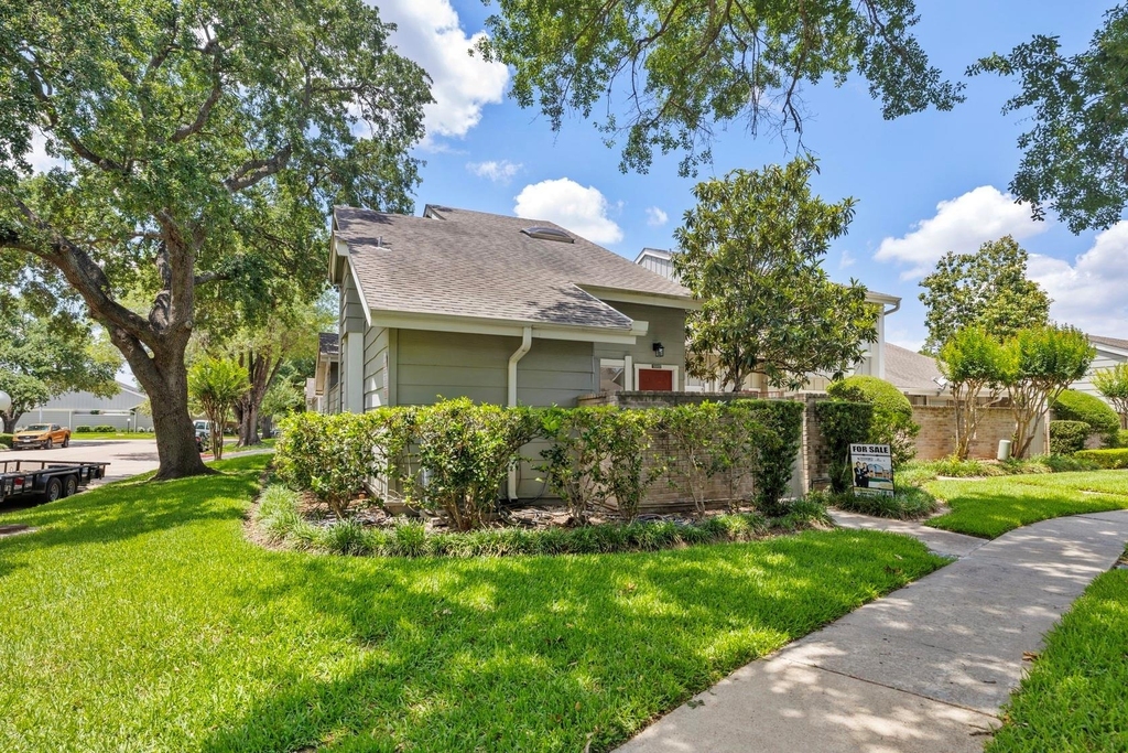 13002 Greenway Chase Court - Photo 1