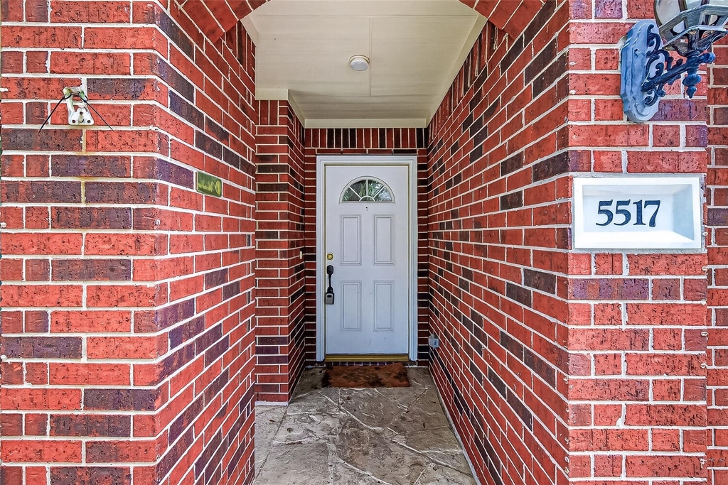 5517 Autumn Ash Lane - Photo 3