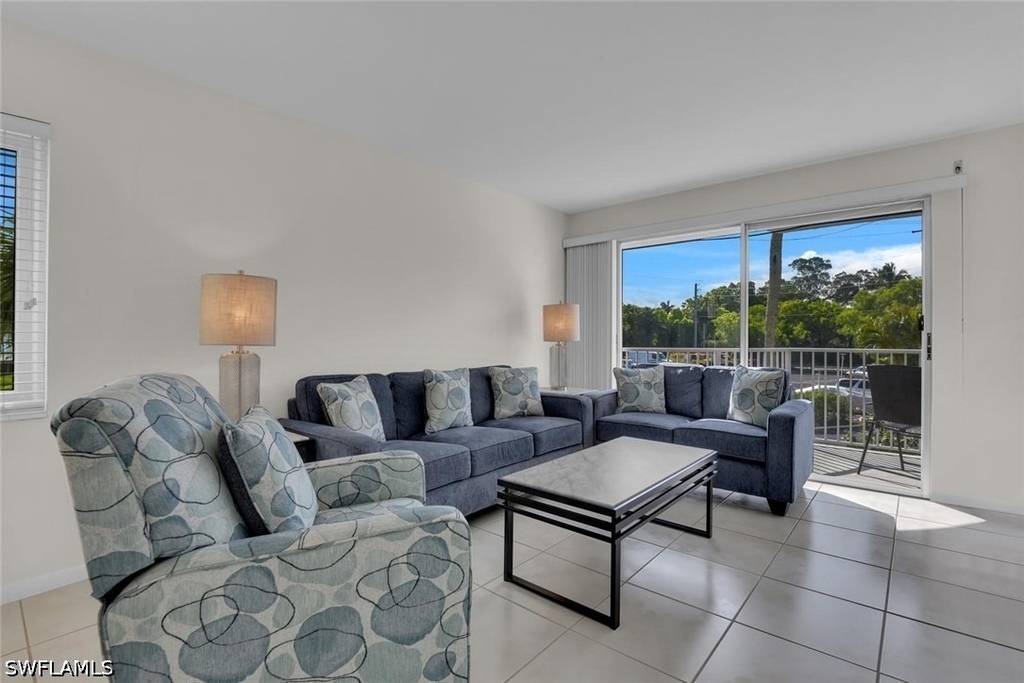 1300 Gulf Shore Boulevard N - Photo 1