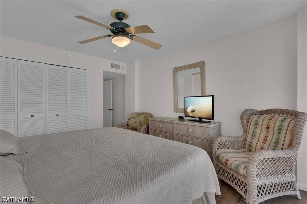 1300 Gulf Shore Boulevard N - Photo 11