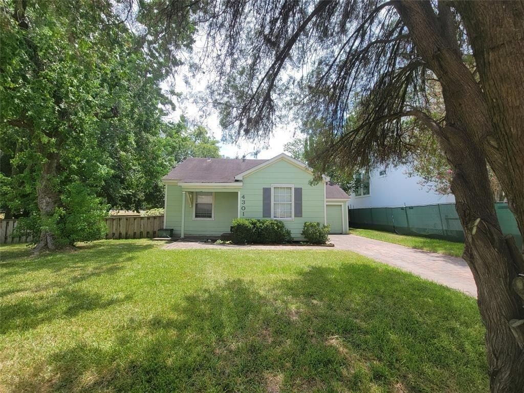 4301 Dorothy St - Photo 3