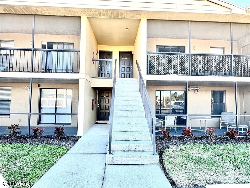 5315 Summerlin Road - Photo 2