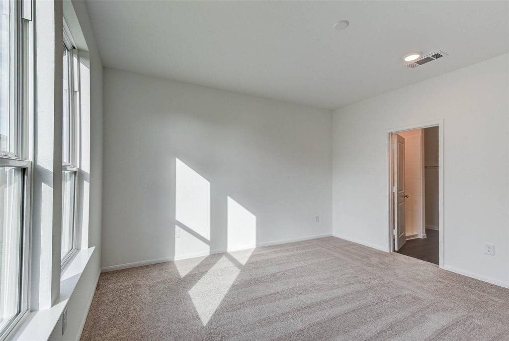 25821 Hedgerow Drive - Photo 20