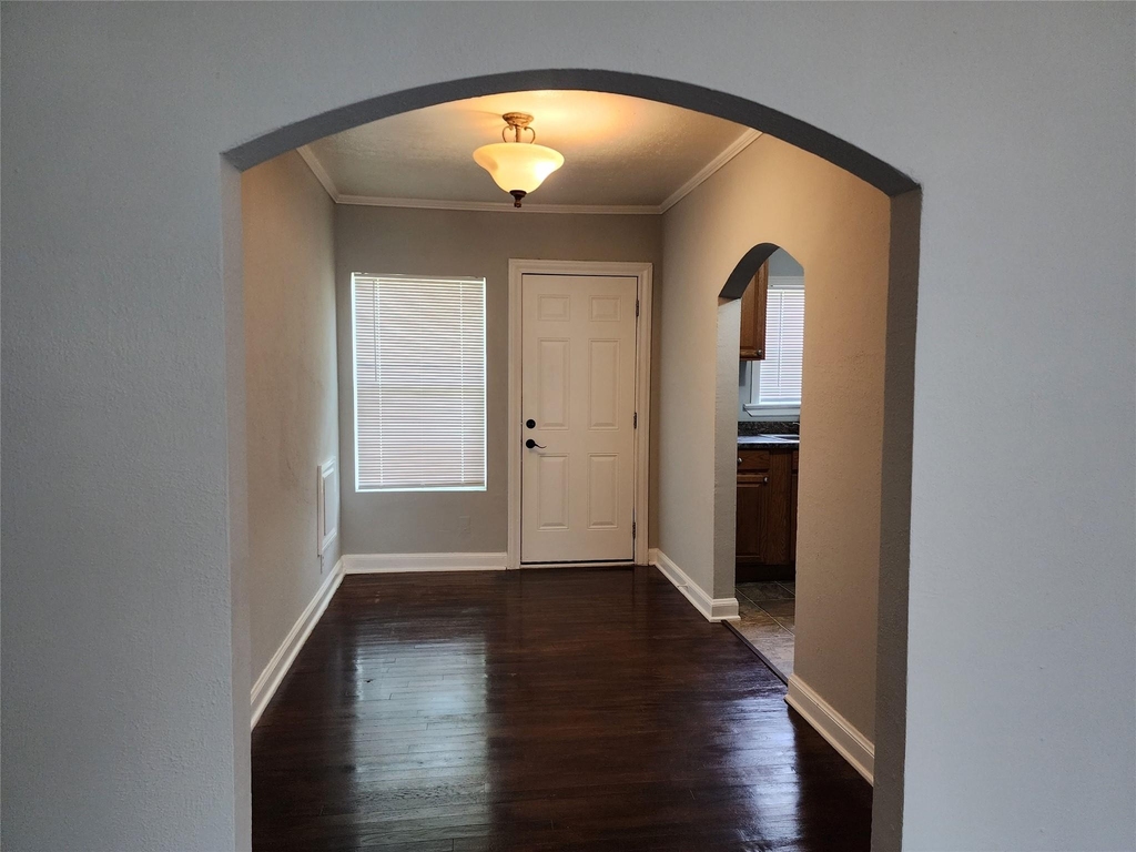 7124 Linden Street - Photo 5