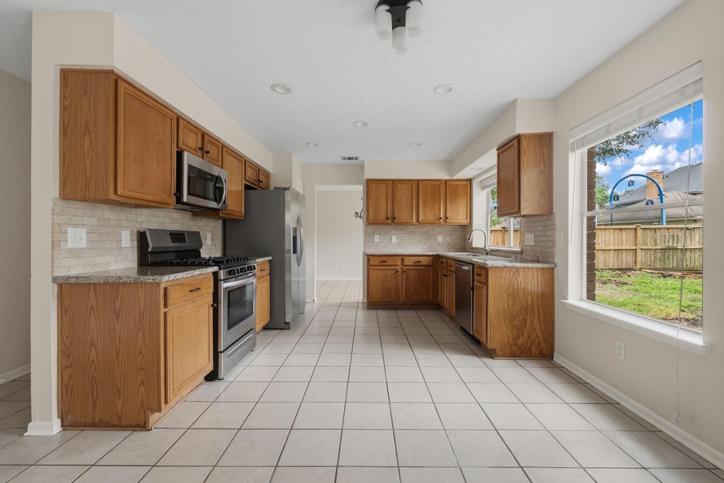 5819 Forest Timbers Drive - Photo 8
