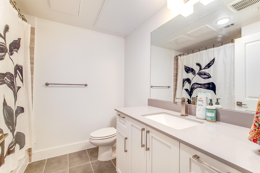 4819 Caroline Street - Photo 10