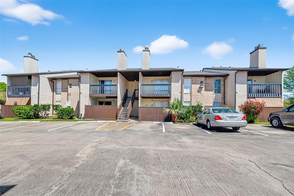 1500 Bay Area Boulevard - Photo 25