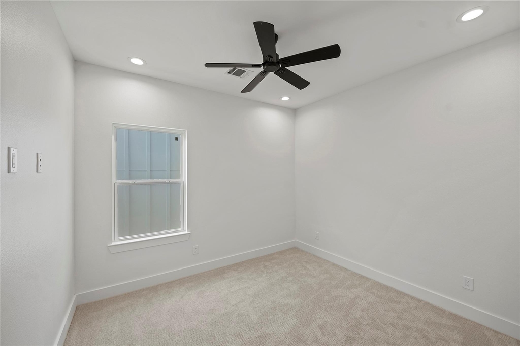 8417 Venus Street - Photo 12