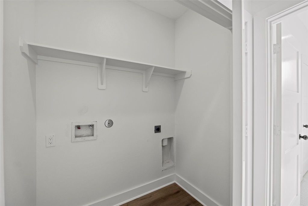 8417 Venus Street - Photo 17