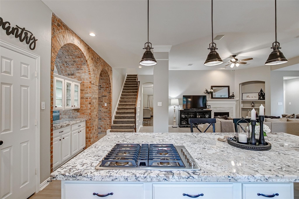 18207 Red Eagle Court - Photo 14