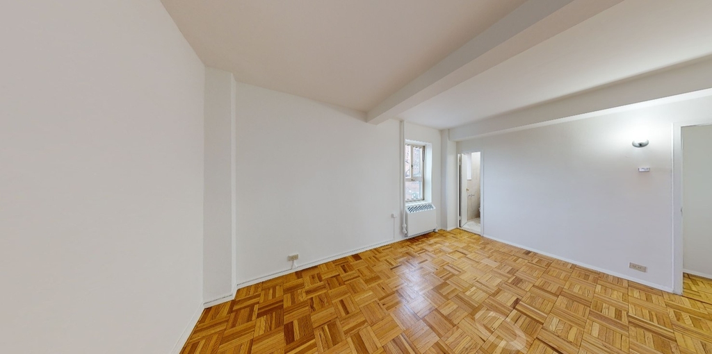350 1st Avenue - Photo 6