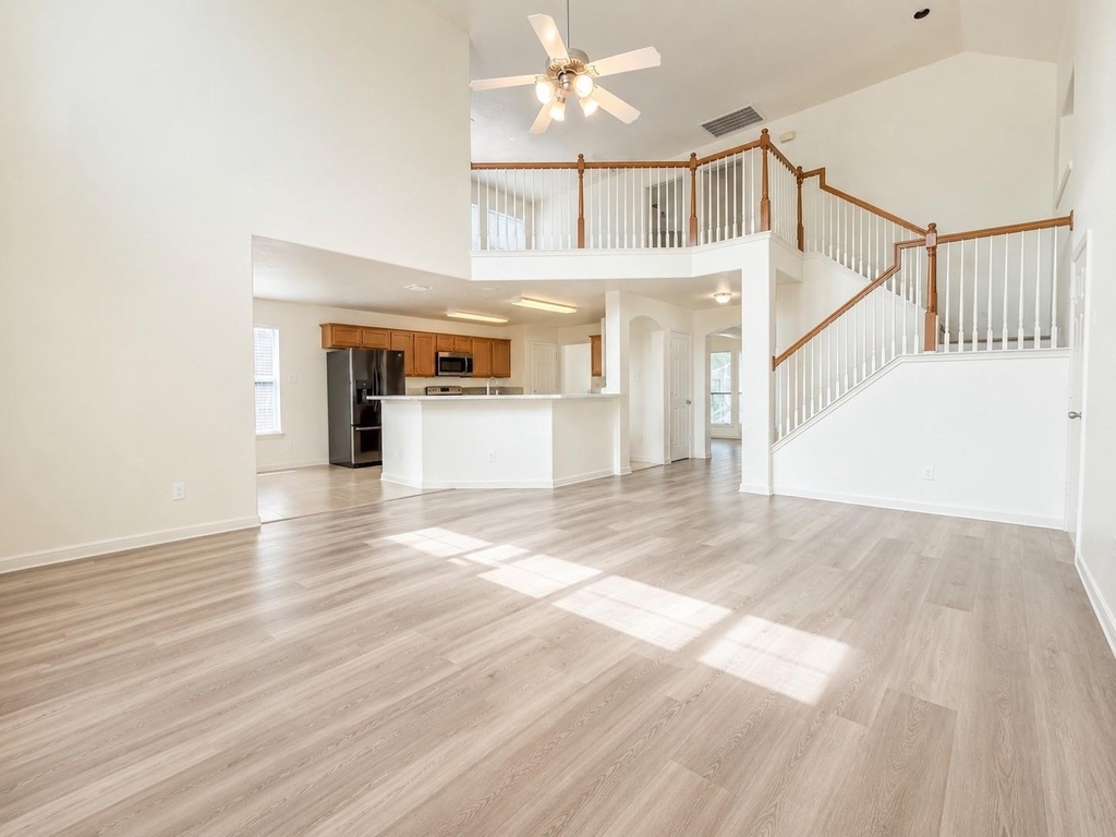 7219 Brookville Lane - Photo 4