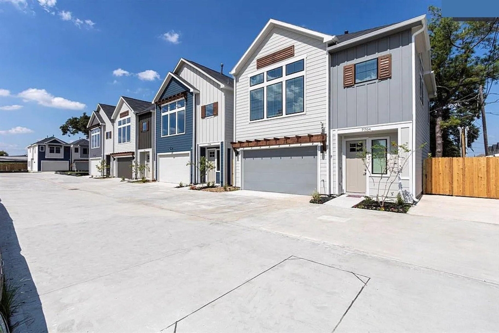 7704 Nasser Lane - Photo 1