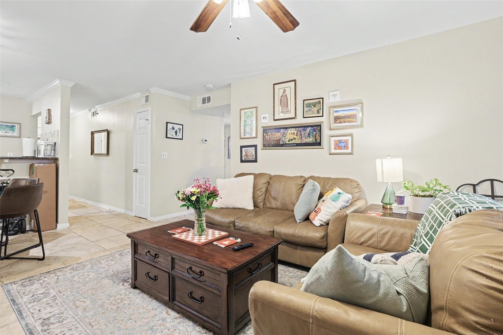 501 W 26th Street - Photo 3