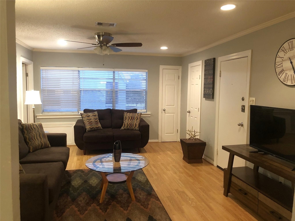 5417 Ennis Street - Photo 2