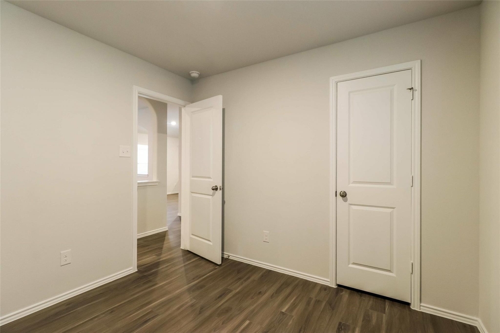 2134 Middle Ridge Drive - Photo 5