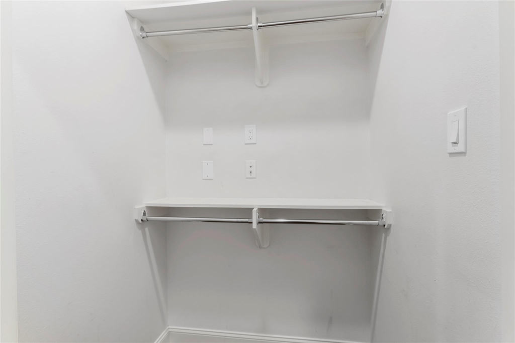247 Green Boulevard - Photo 42