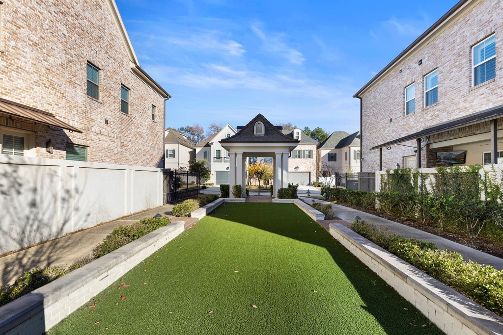 247 Green Boulevard - Photo 47