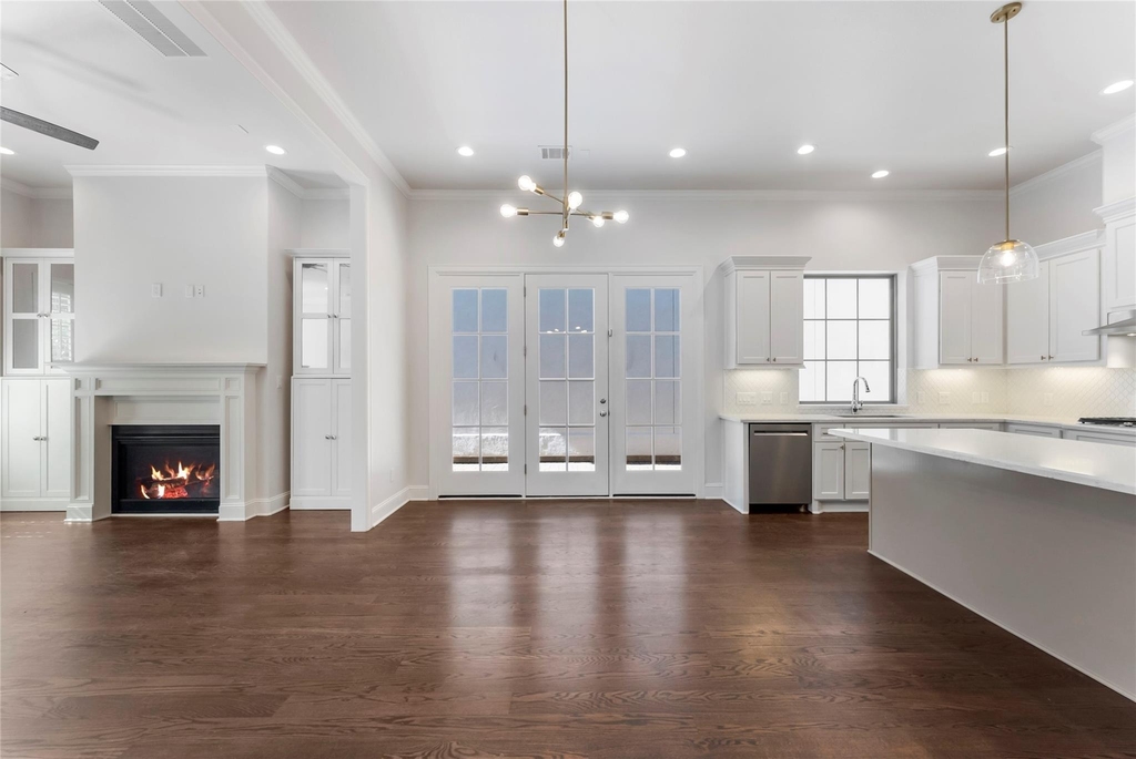 247 Green Boulevard - Photo 24