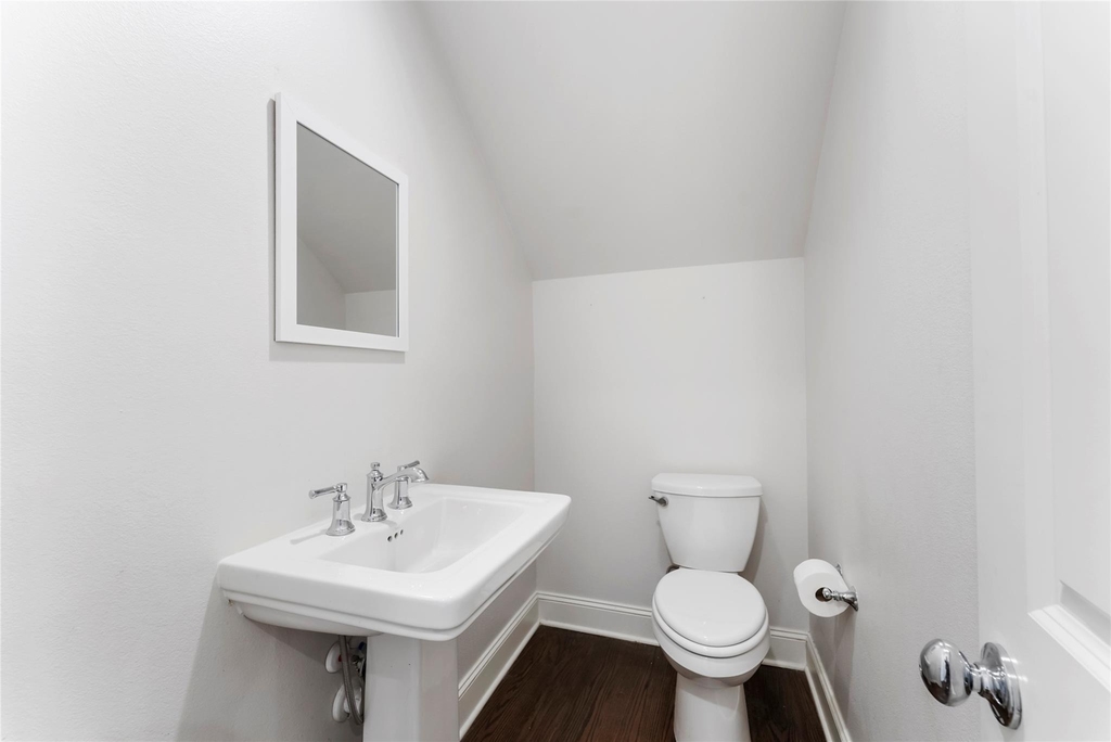 247 Green Boulevard - Photo 43