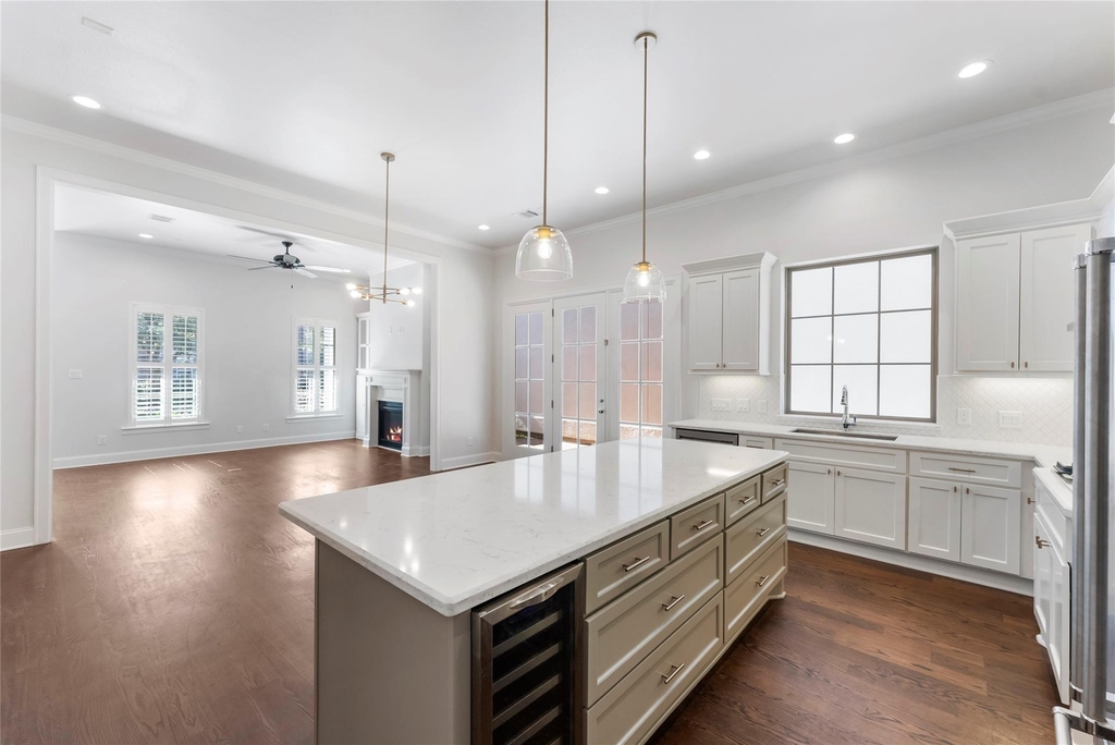 247 Green Boulevard - Photo 6