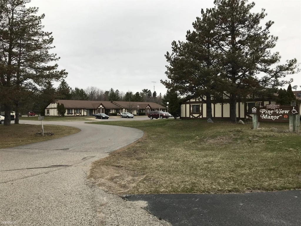 500 Pineview Court - Photo 4
