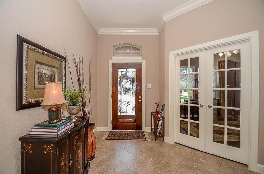 703 Hollington Way - Photo 4