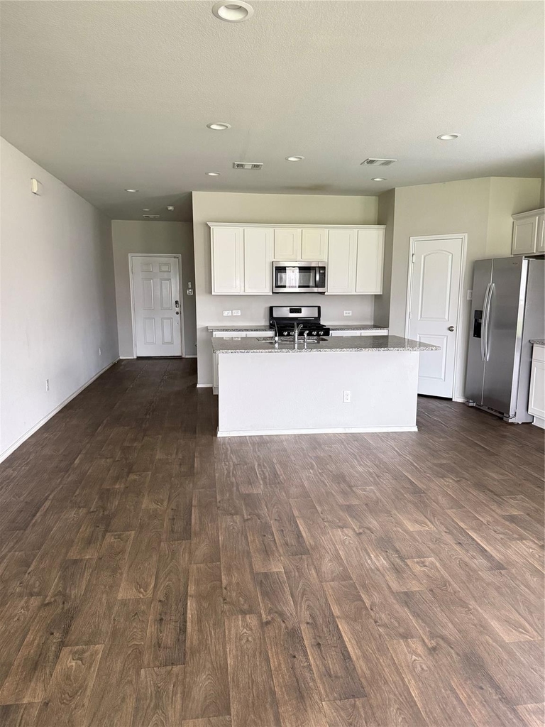4406 Andorno Dr - Photo 2