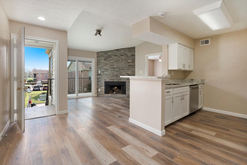 18800 Egret Bay Boulevard - Photo 8