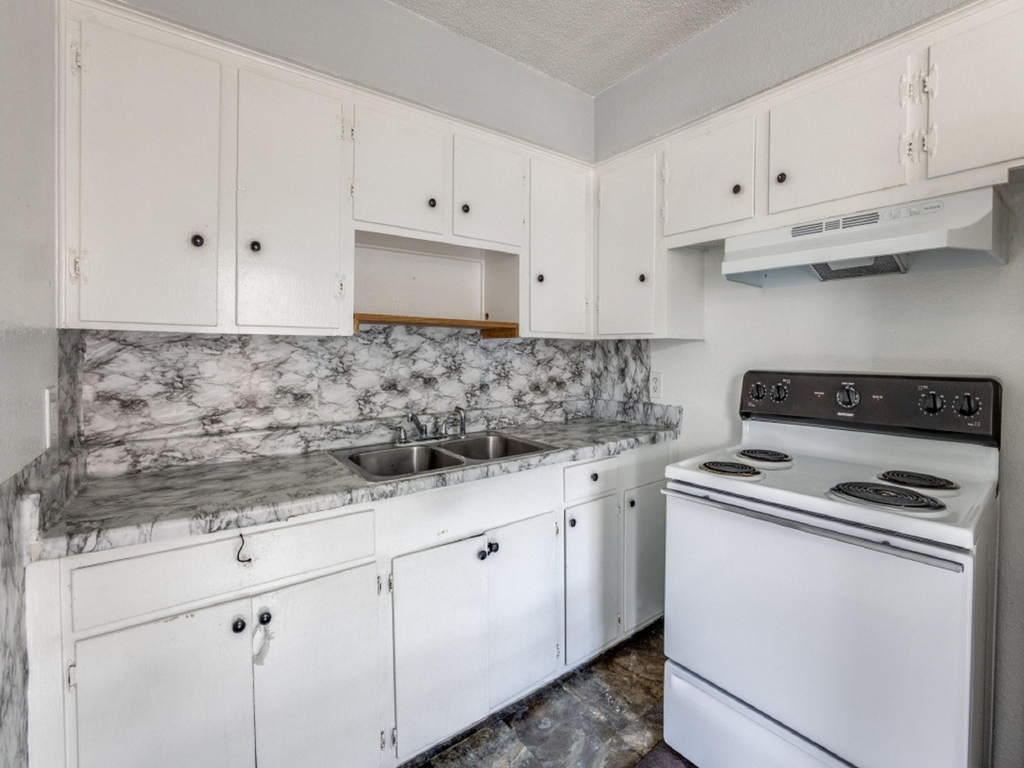 1711 Wichita - Photo 13