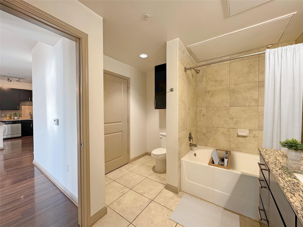 2700 Brazos Street - Photo 4