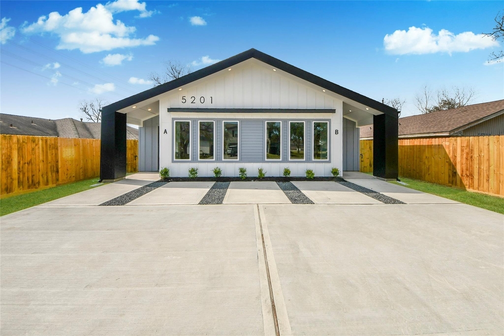 5201 Fairchild Street - Photo 39