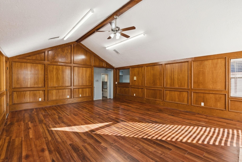 14819 Walbrook Drive - Photo 37