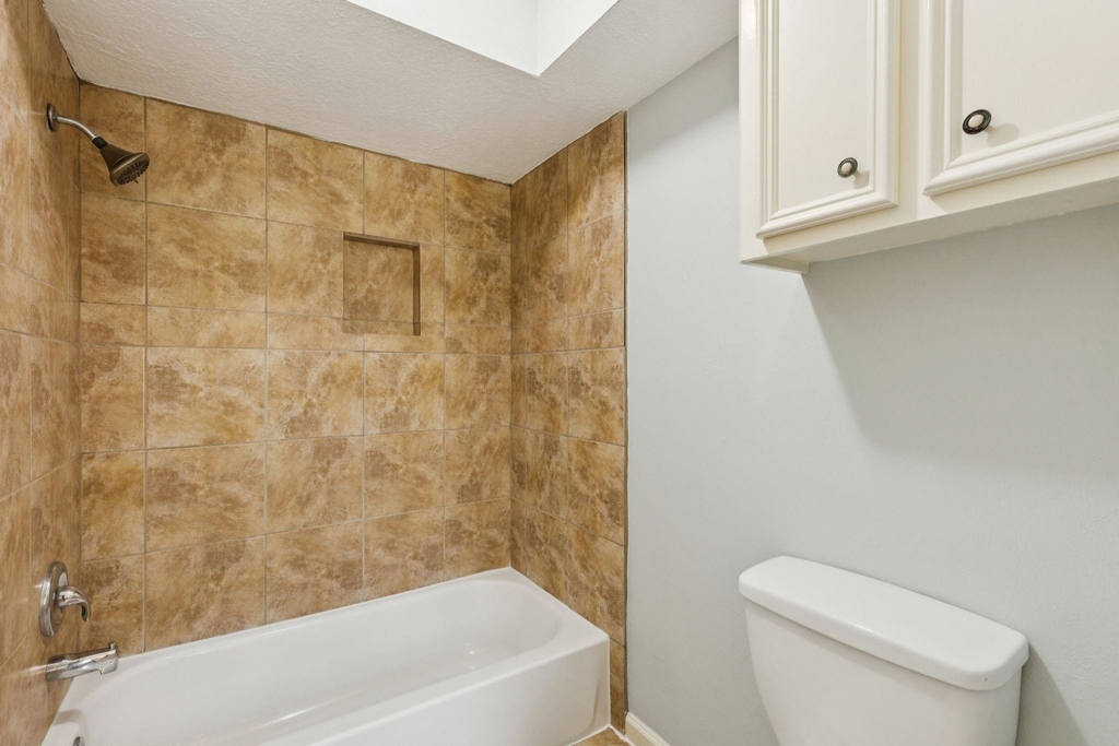 14819 Walbrook Drive - Photo 31
