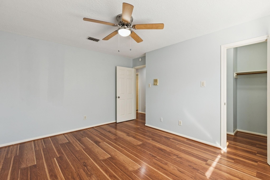 14819 Walbrook Drive - Photo 28