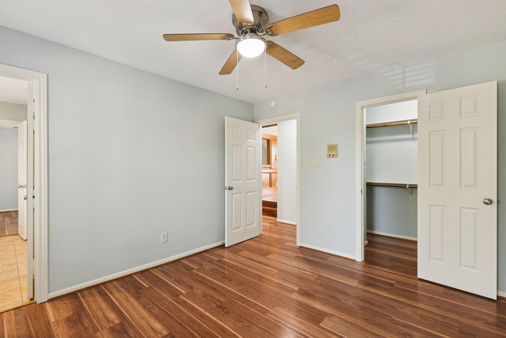 14819 Walbrook Drive - Photo 35