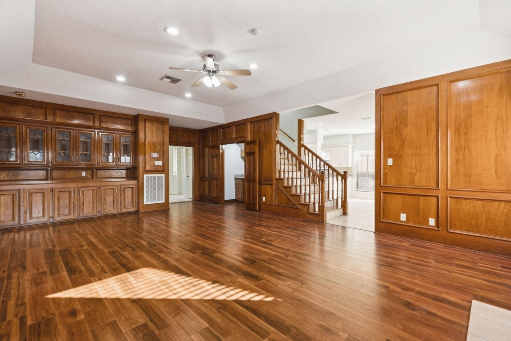 14819 Walbrook Drive - Photo 13