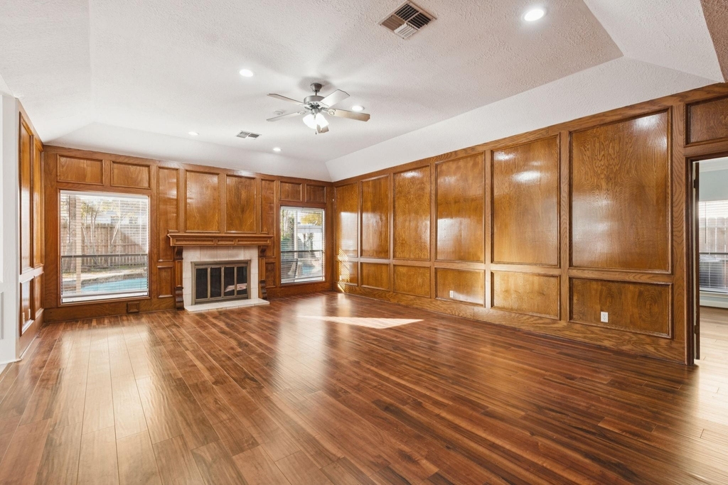 14819 Walbrook Drive - Photo 16